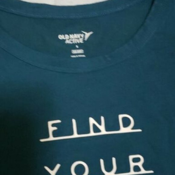 Old navy women's  active find your rhythm crop top sz small - Picture 2 of 3